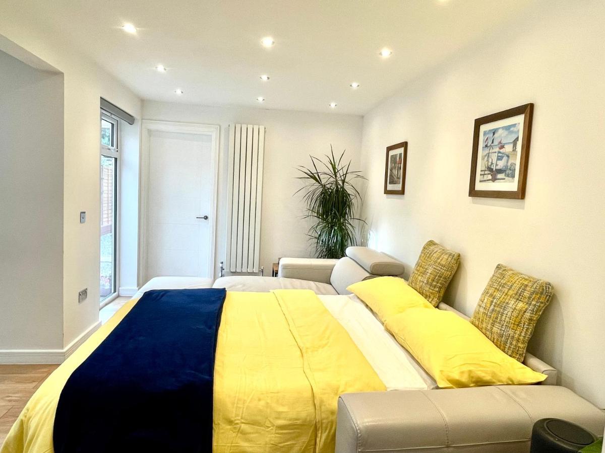 Stunning 1 Bedroom And Double Sofa Bed Near Train Station Southampton Ngoại thất bức ảnh