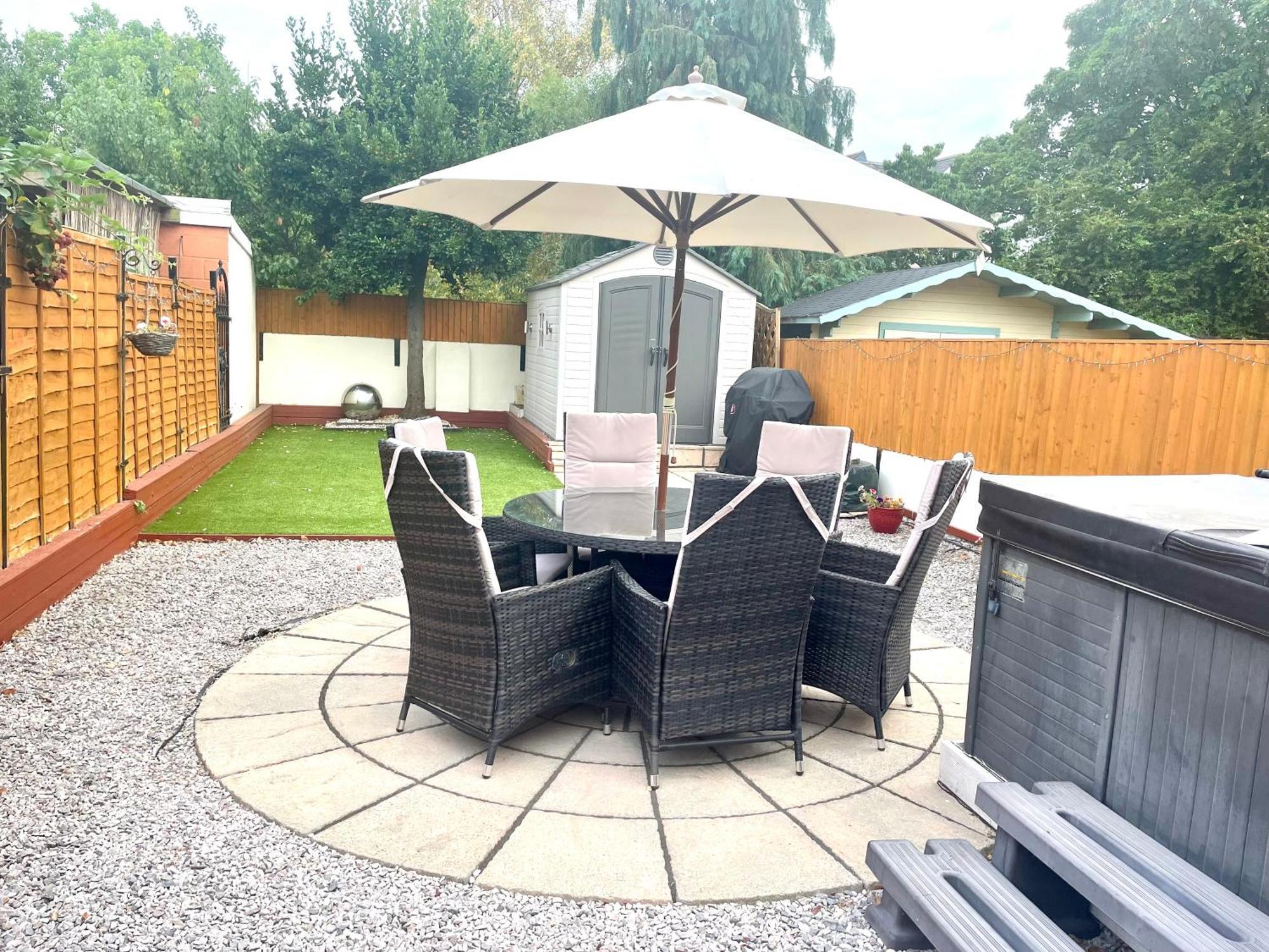 Stunning 1 Bedroom And Double Sofa Bed Near Train Station Southampton Ngoại thất bức ảnh